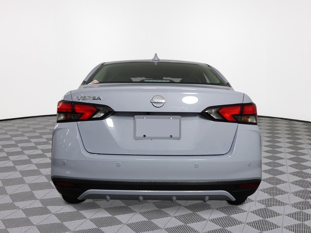 New 2025 Nissan Versa SV 4dr Car