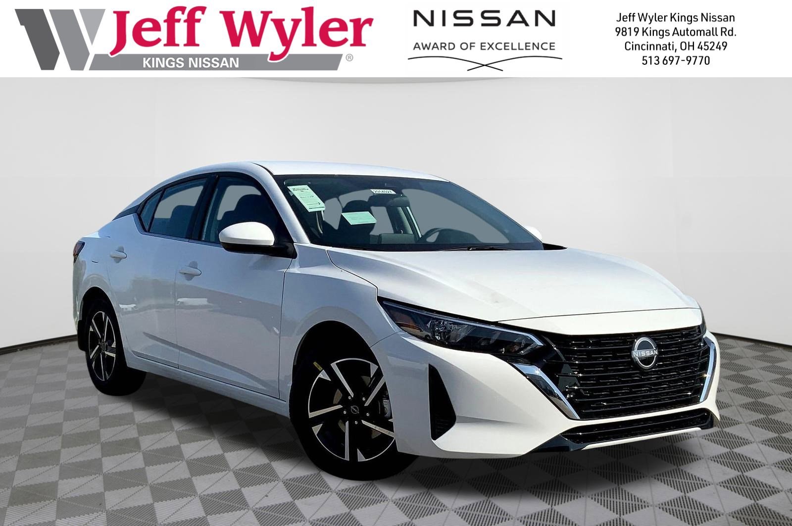 2025 Nissan Sentra SV's photo