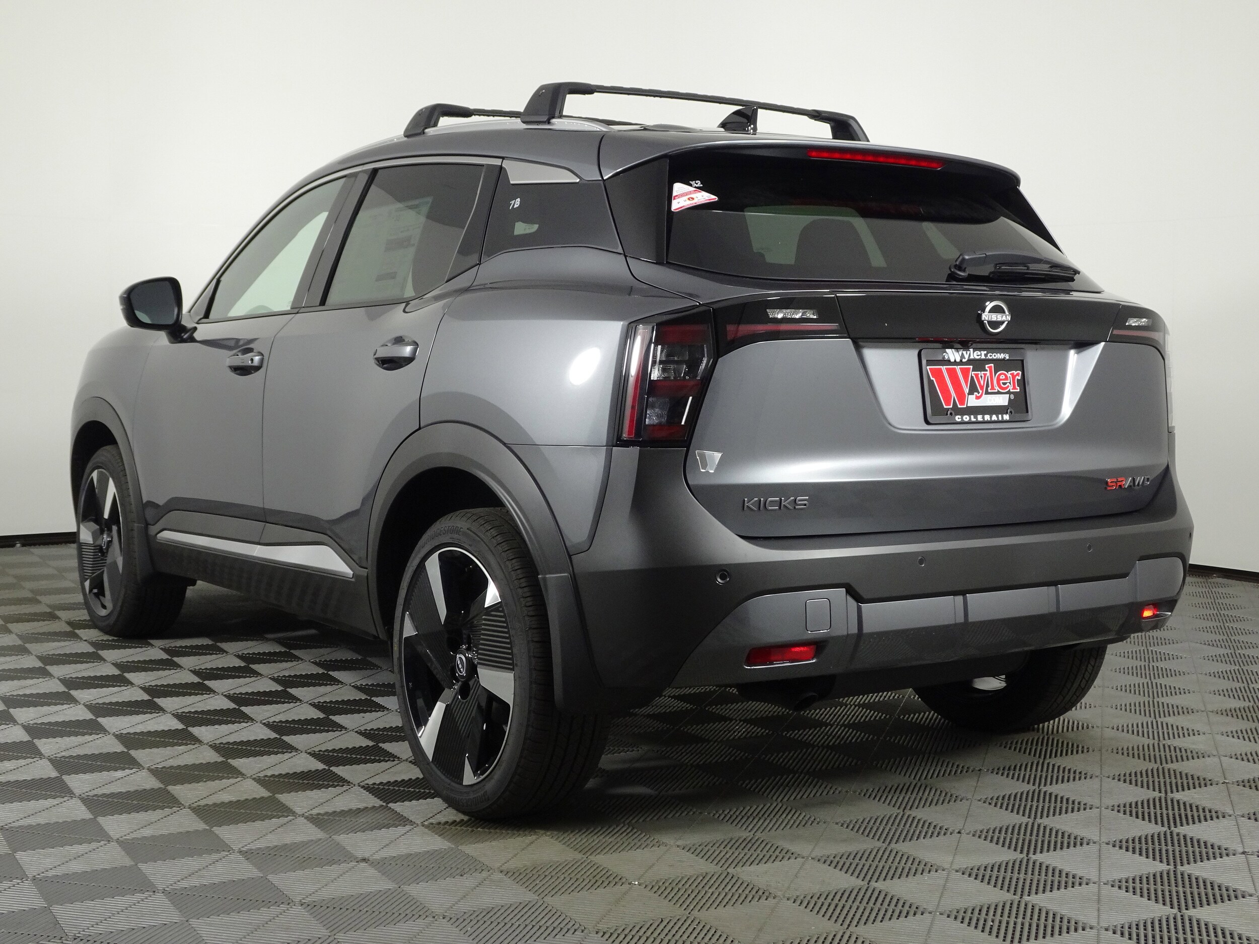 2026 Nissan KICKS SR AWD - Photo 16