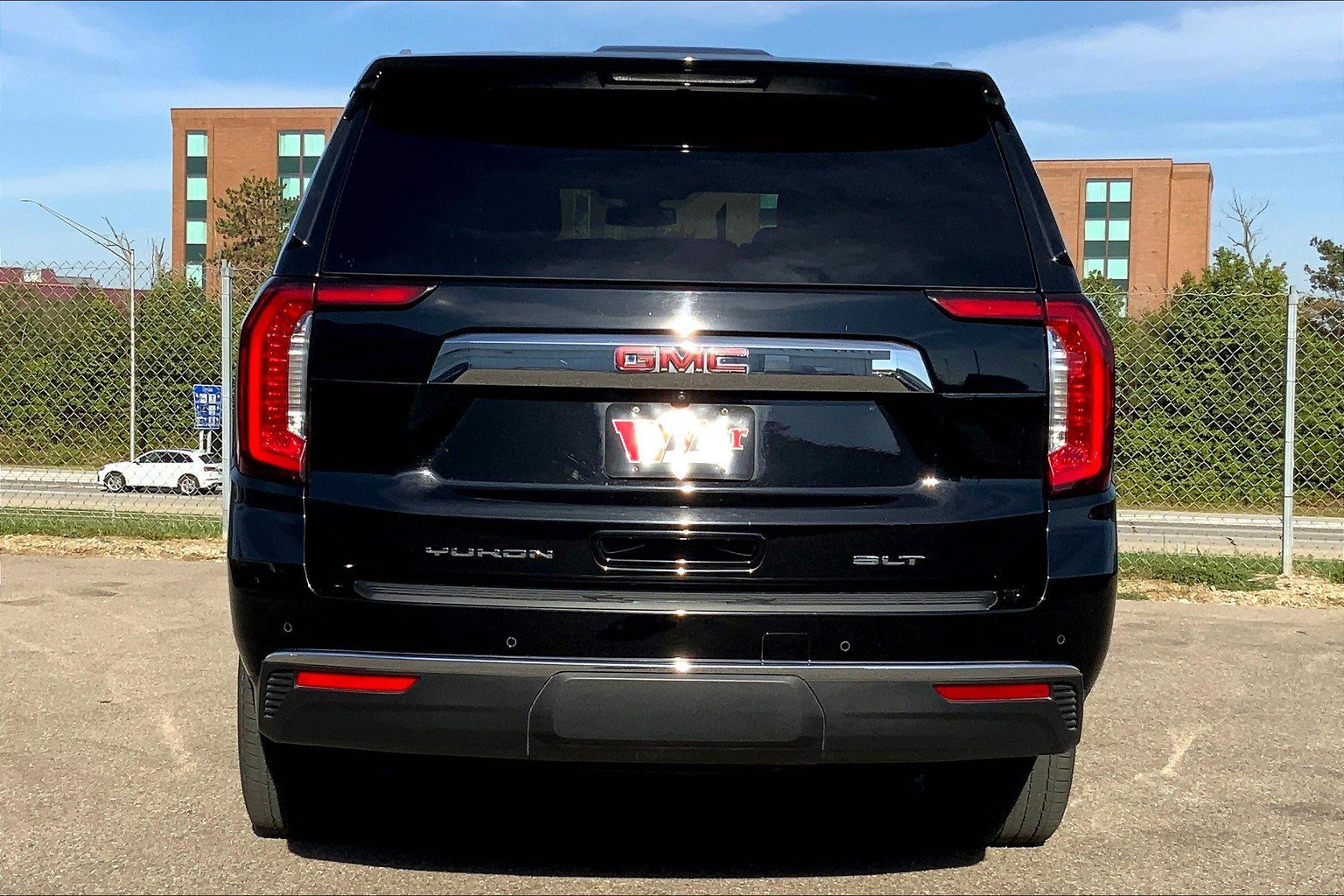 2022 Gmc Yukon XL SLT photo 3