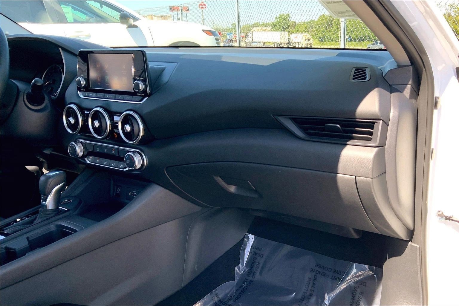 2025 Nissan Sentra S - Photo 16