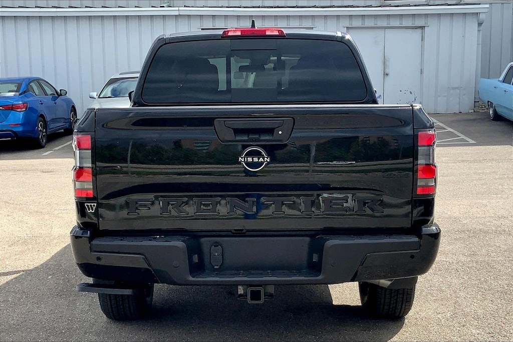 New 2026 Nissan Frontier SV Crew Cab Pickup