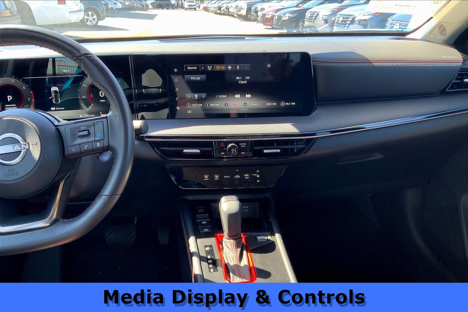 2025 Nissan Kicks SR photo 4