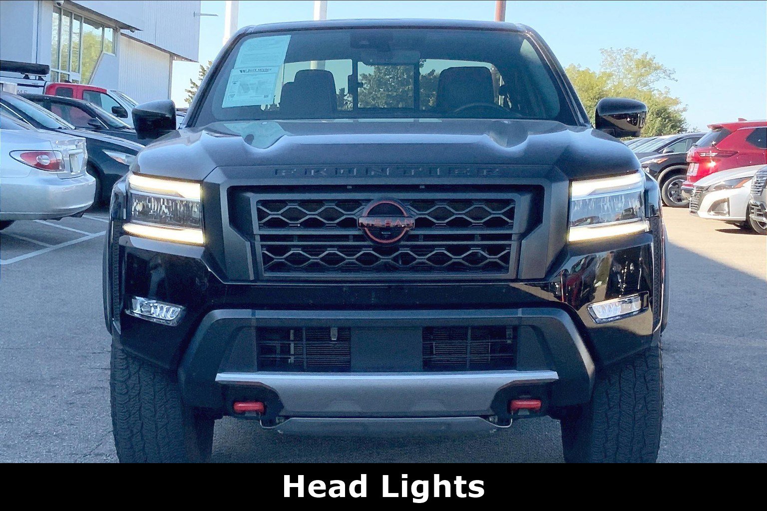 2024 Nissan Frontier Crew Cab PRO-4X photo 2