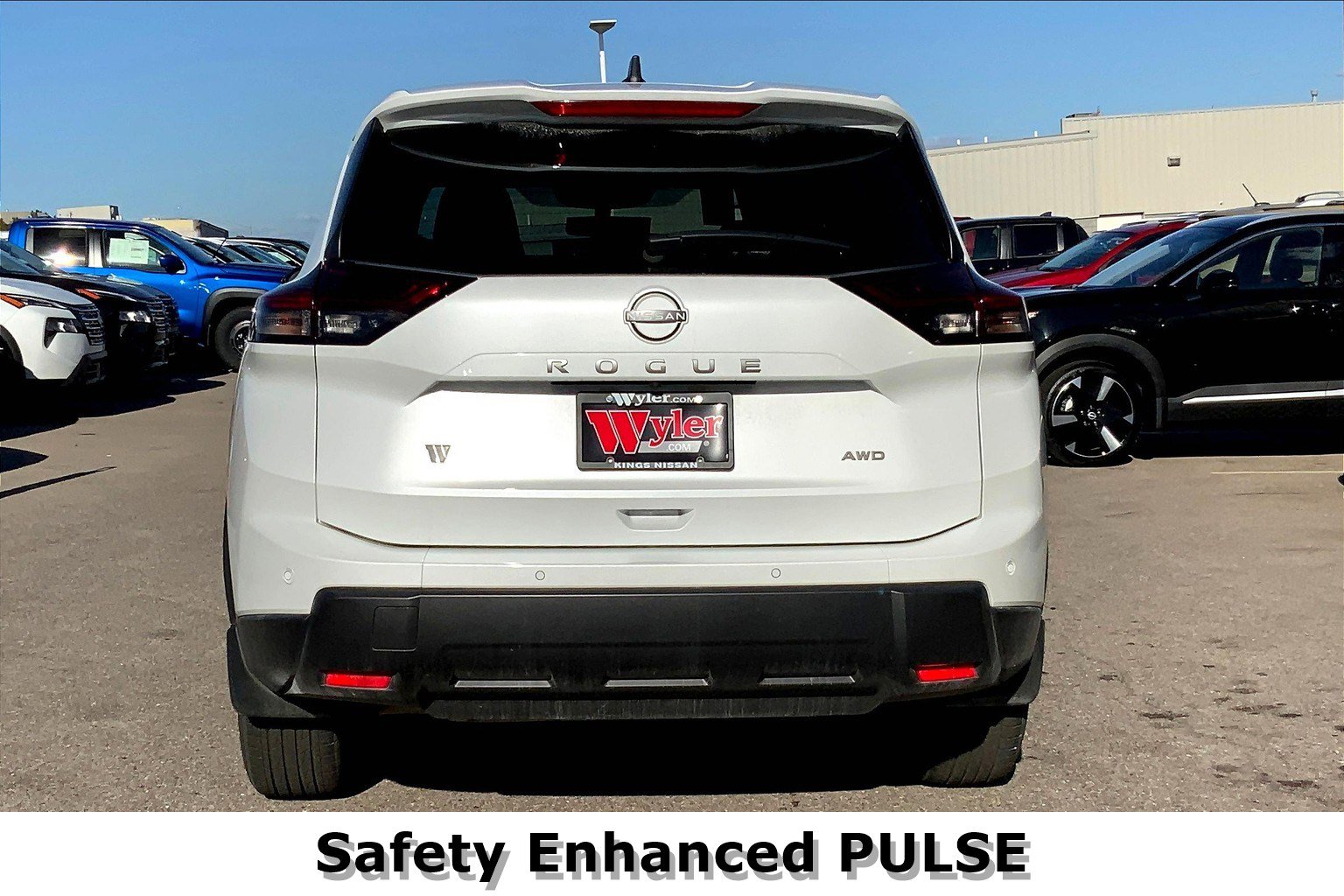 2025 Nissan Rogue AWD S photo 3