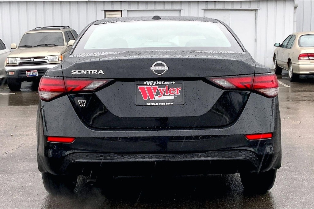Used 2025 Nissan Sentra SV CVT Sedan