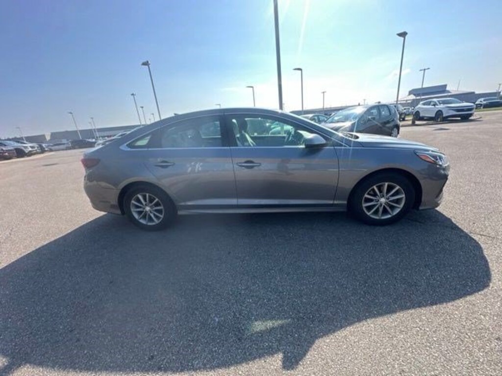 Used 2018 Hyundai Sonata SE 2.4L Sedan