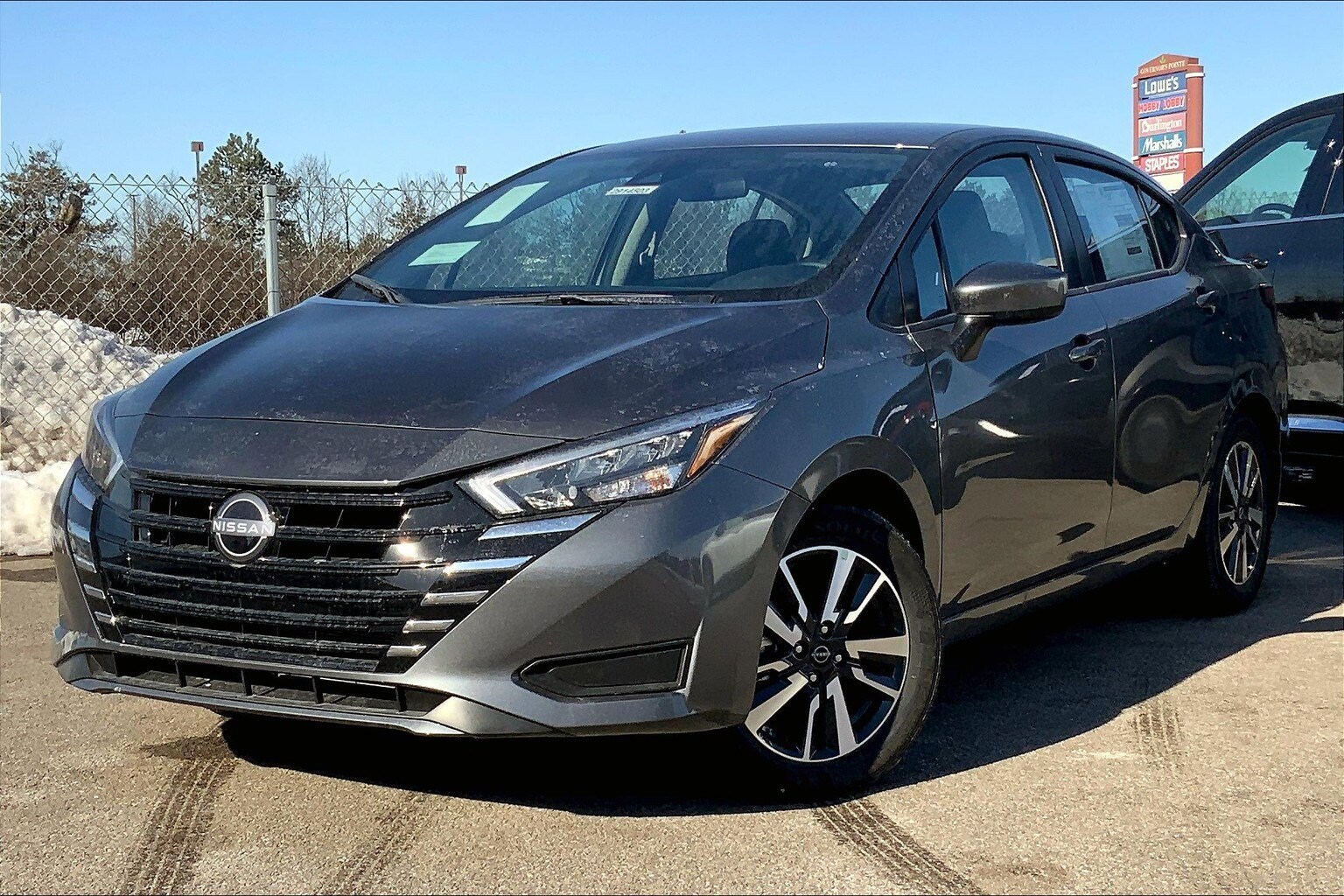 2025 Nissan Versa SV photo 2