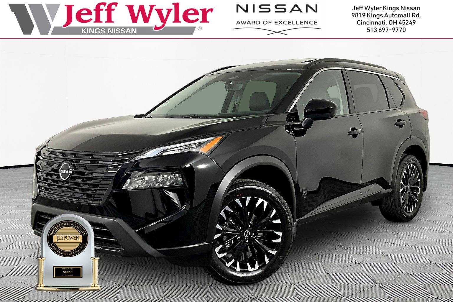 2026 Nissan Rogue Dark Armor AWD's photo