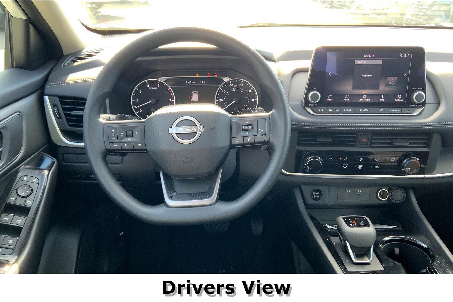 2025 Nissan Rogue AWD S photo 4