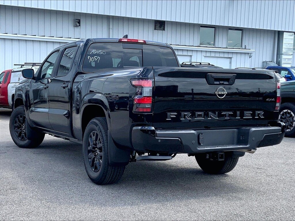 New 2026 Nissan Frontier SV Crew Cab Pickup