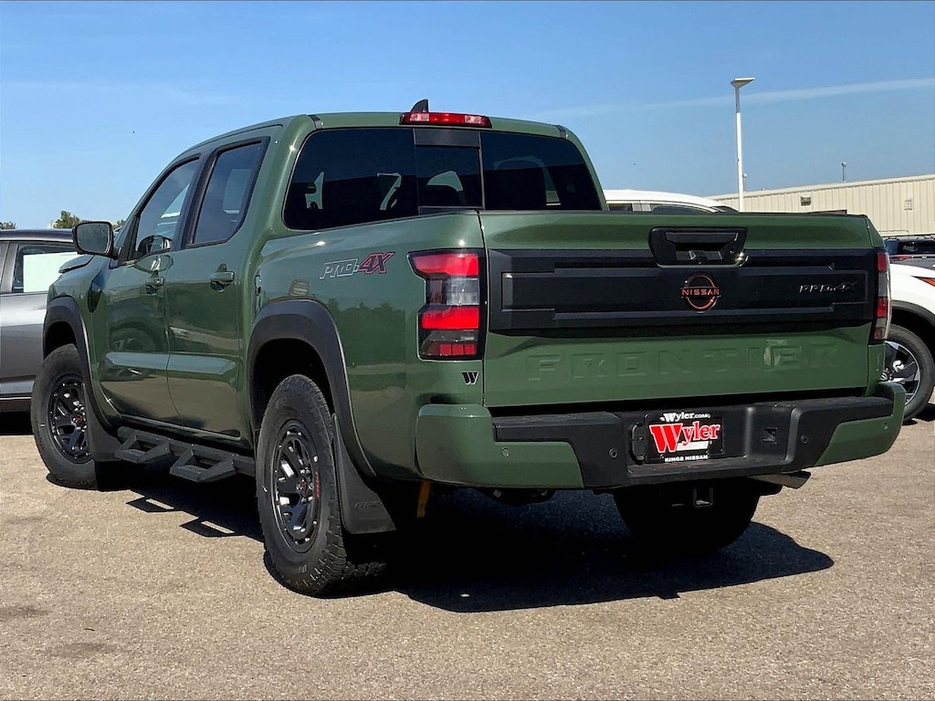 New 2026 Nissan Frontier PRO-4X Crew Cab Pickup