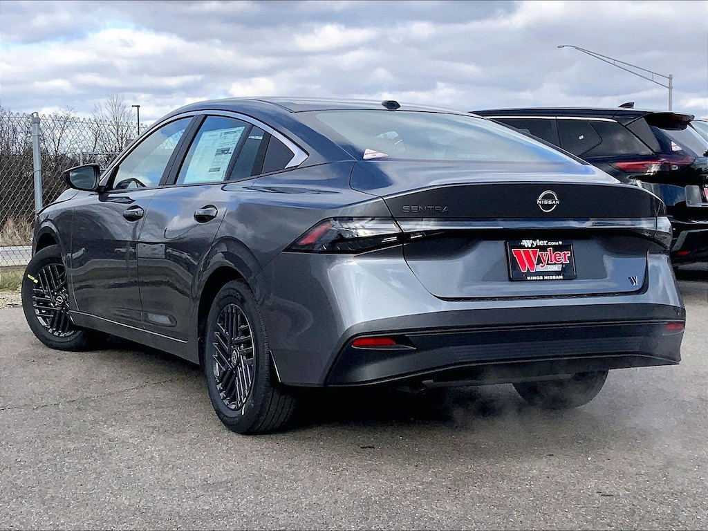 New 2026 Nissan Sentra SV 4dr Car