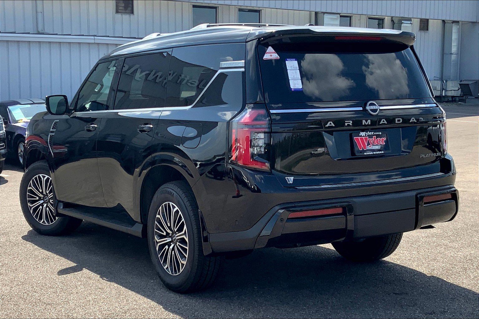2026 Nissan Armada Platinum photo 3