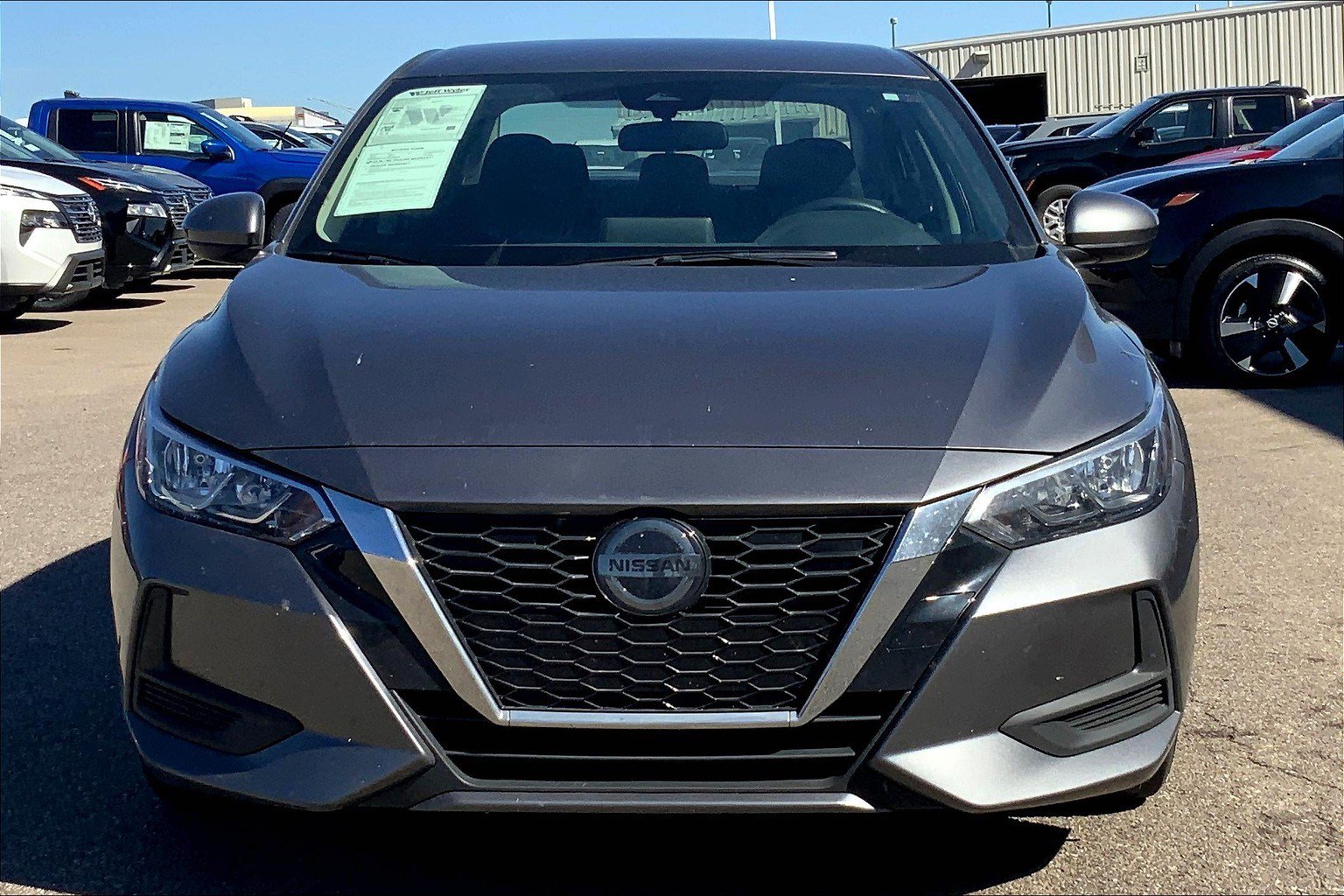 2022 Nissan Sentra SV photo 2
