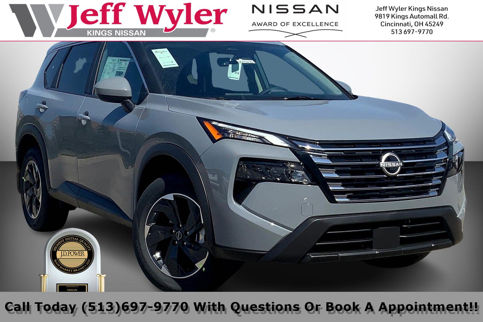 2026 Nissan Rogue SV's photo