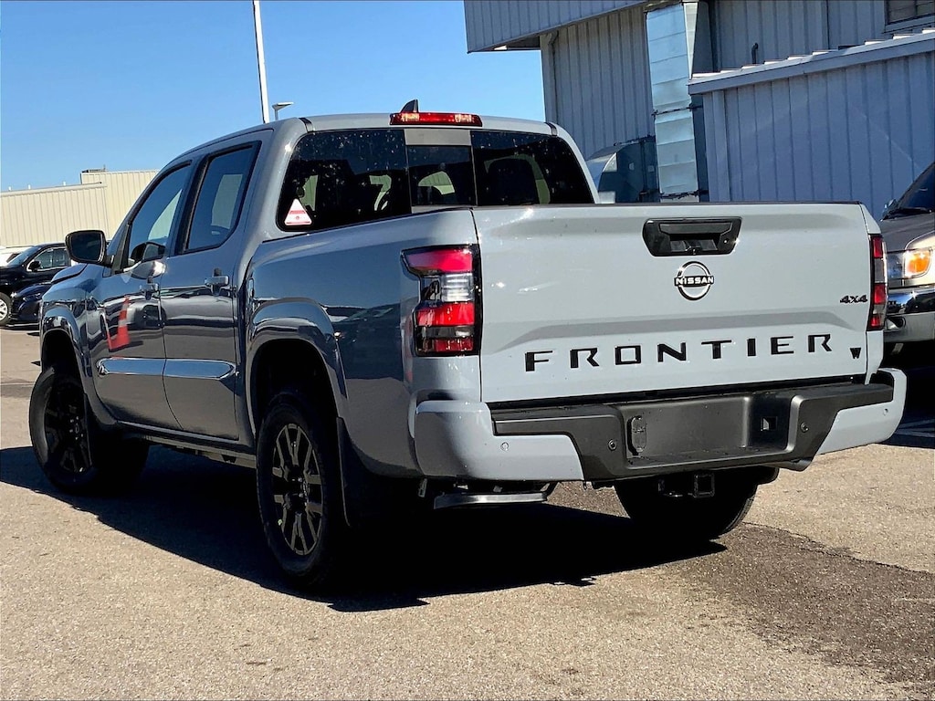 New 2026 Nissan Frontier SV Crew Cab Pickup