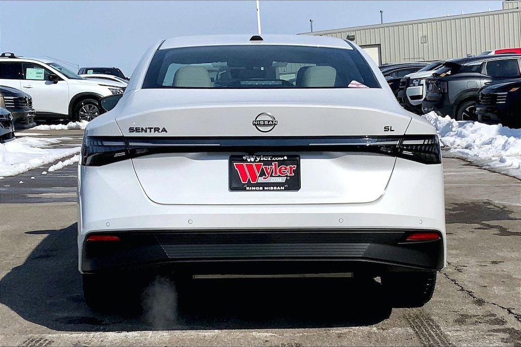 New 2026 Nissan Sentra SL 4dr Car