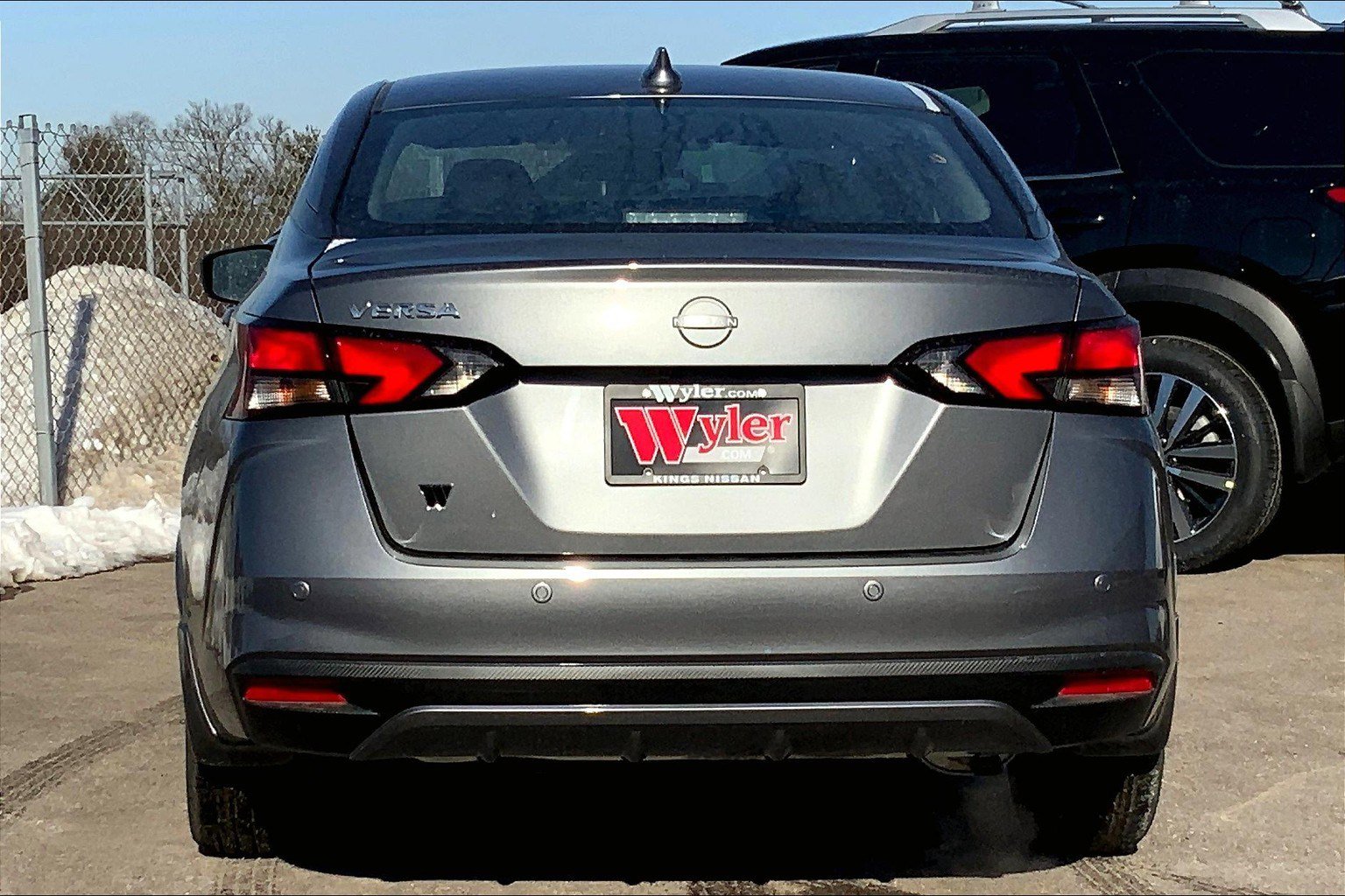 2025 Nissan Versa SV photo 4