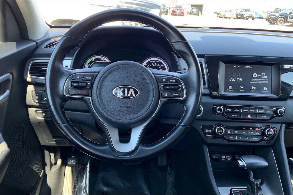 Used 2019 Kia Niro LX FWD SUV