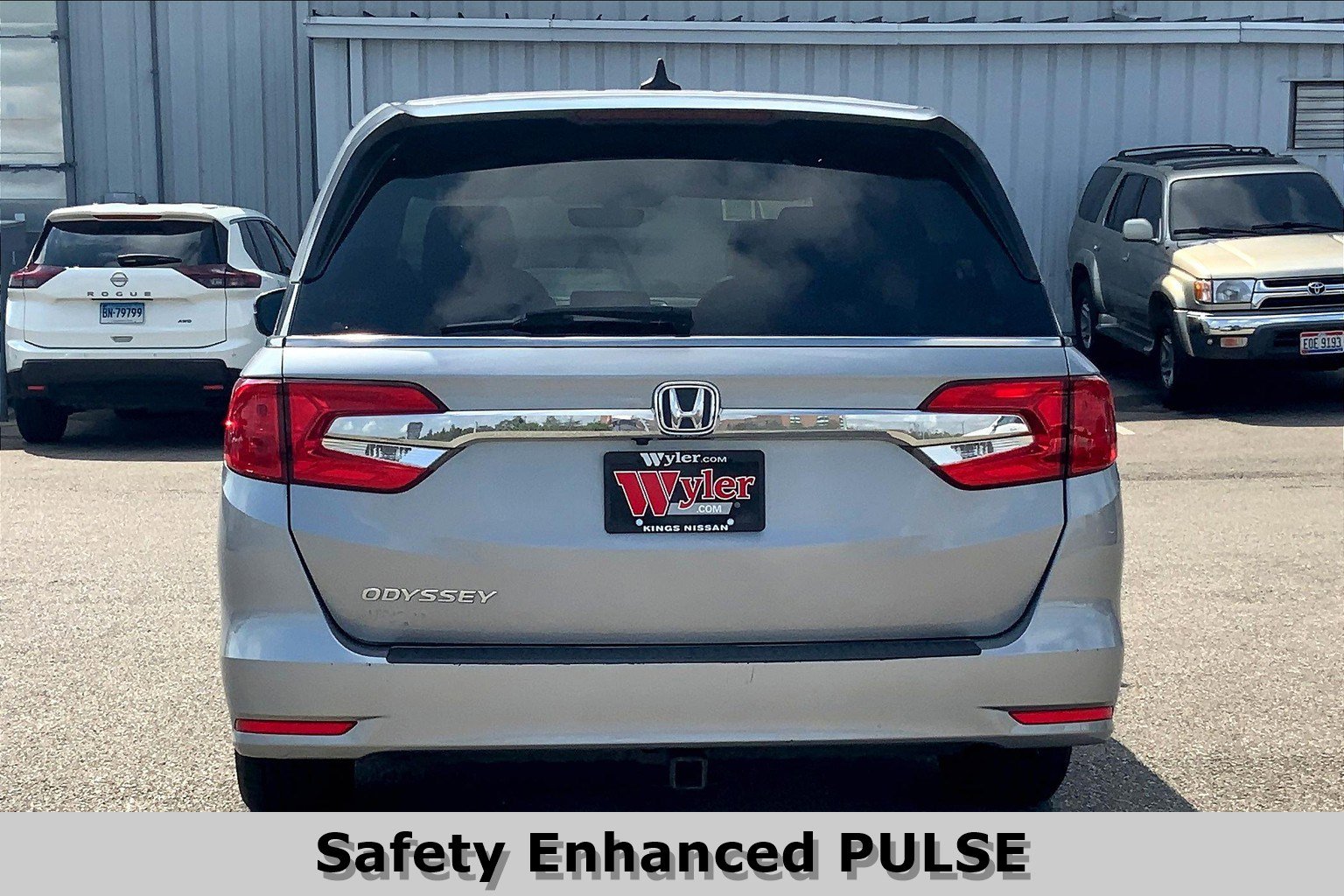2018 Honda Odyssey EX-L photo 3