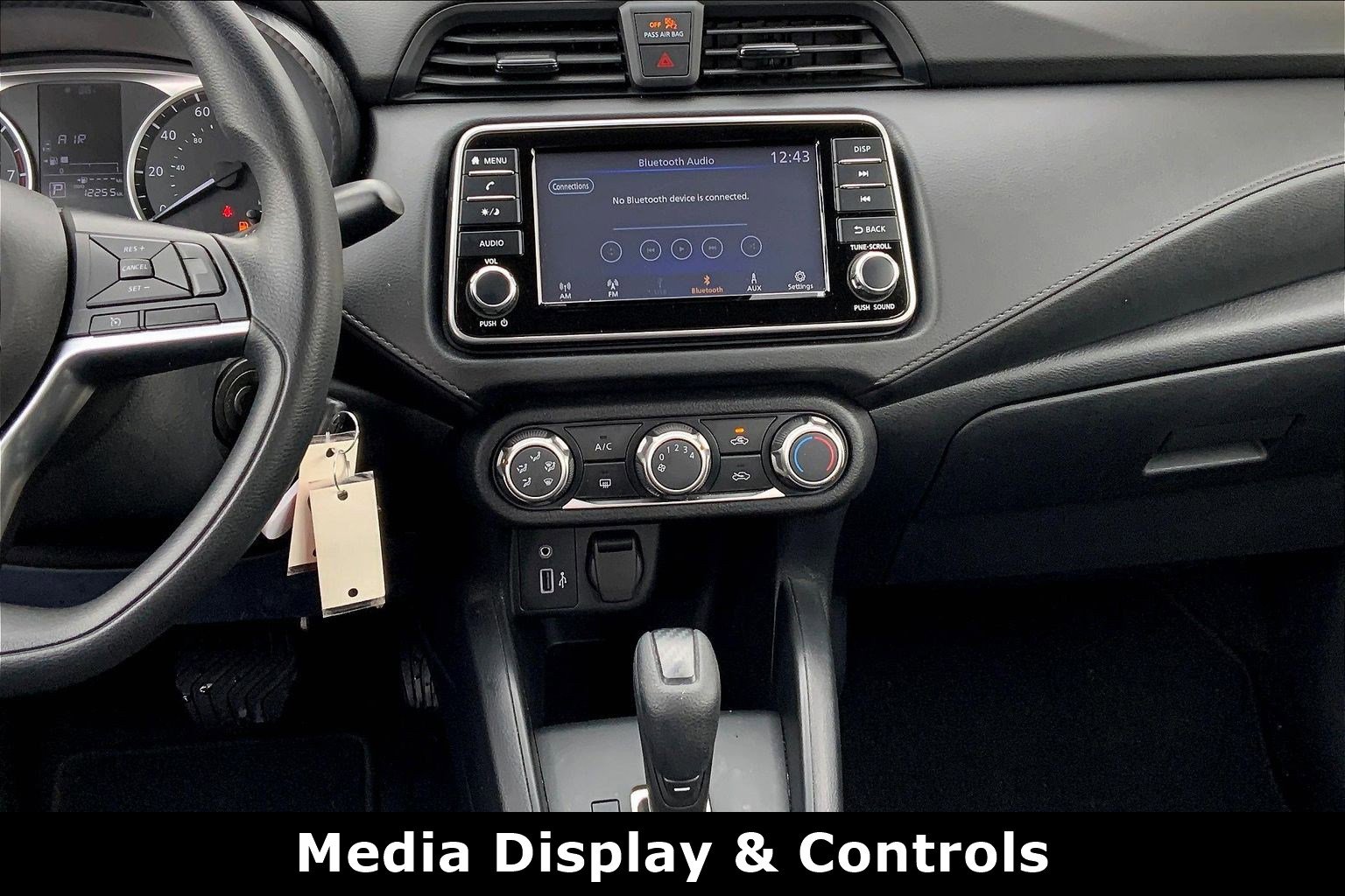 2022 Nissan Versa S photo 4