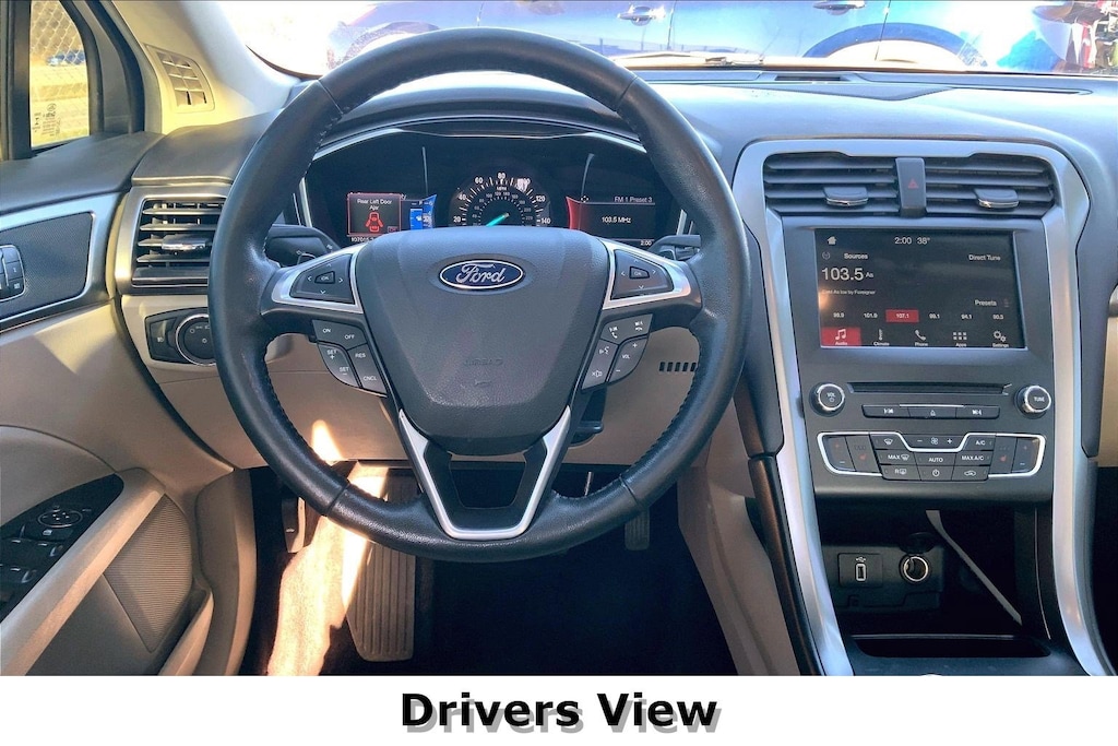 Used 2017 Ford Fusion SE FWD Sedan