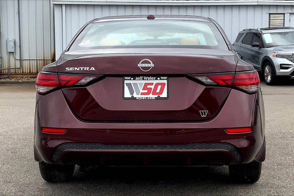 New 2025 Nissan Sentra SV 4dr Car