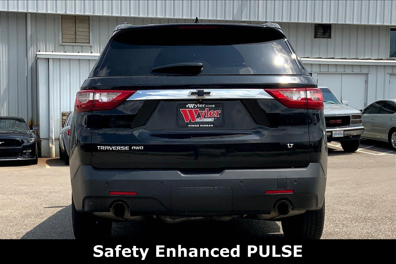 2020 Chevrolet Traverse Cloth 1LT photo 3