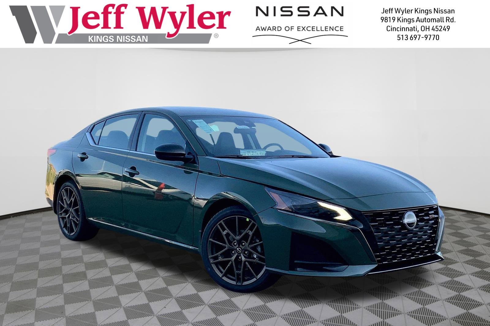 2025 Nissan Altima 4dr Car 