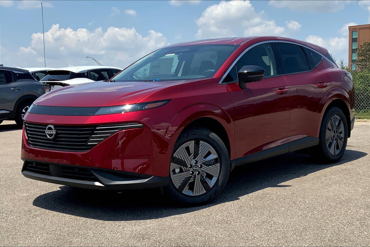 2025 Nissan Murano SL photo 2