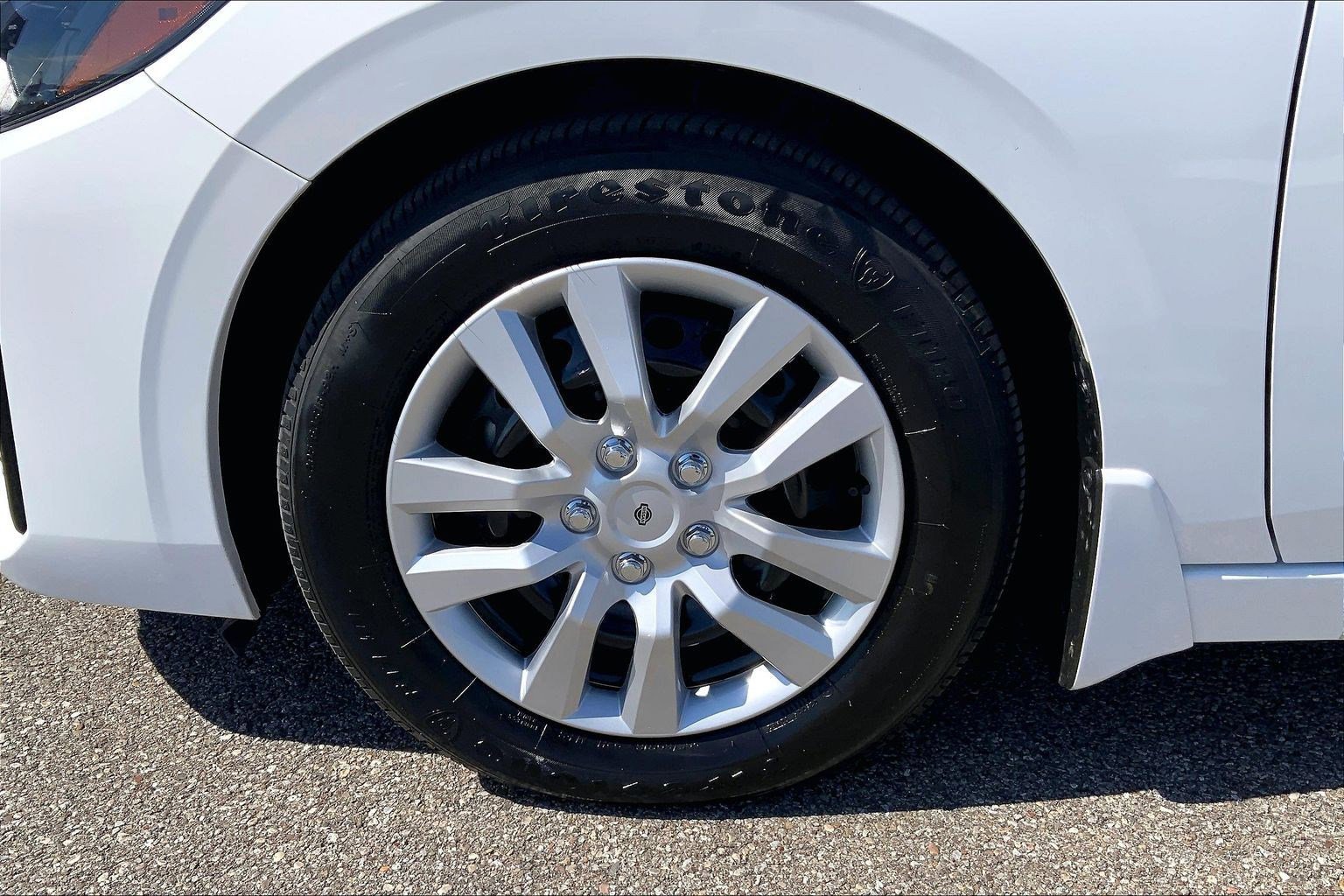 2025 Nissan Sentra S - Photo 8