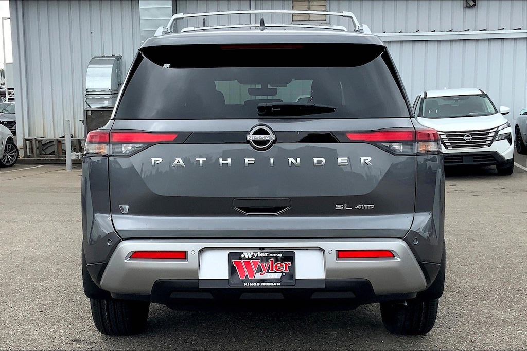 New 2025 Nissan Pathfinder SL Sport Utility