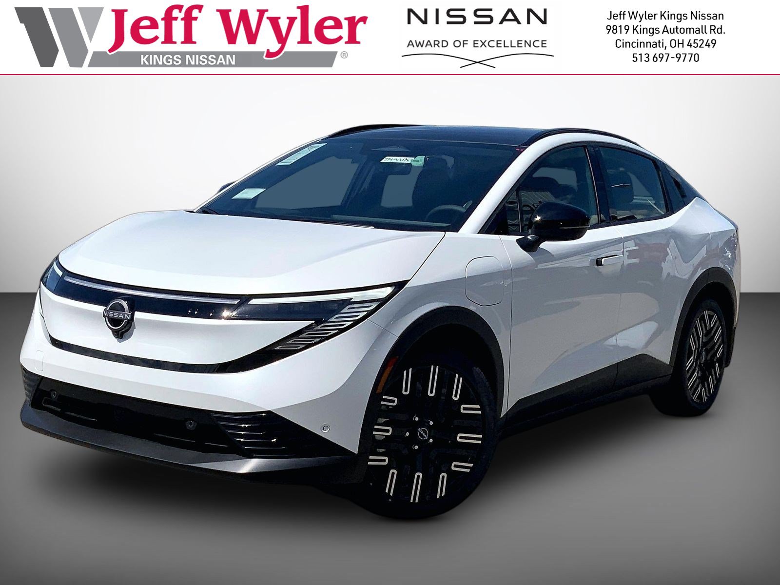 2026 Nissan Leaf Platinum+'s photo