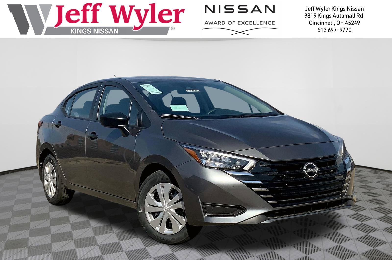 2025 Nissan Versa 4dr Car 