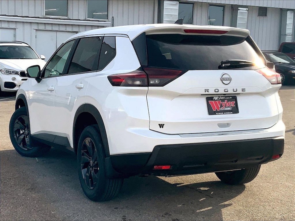 New 2026 Nissan Rogue SV Sport Utility