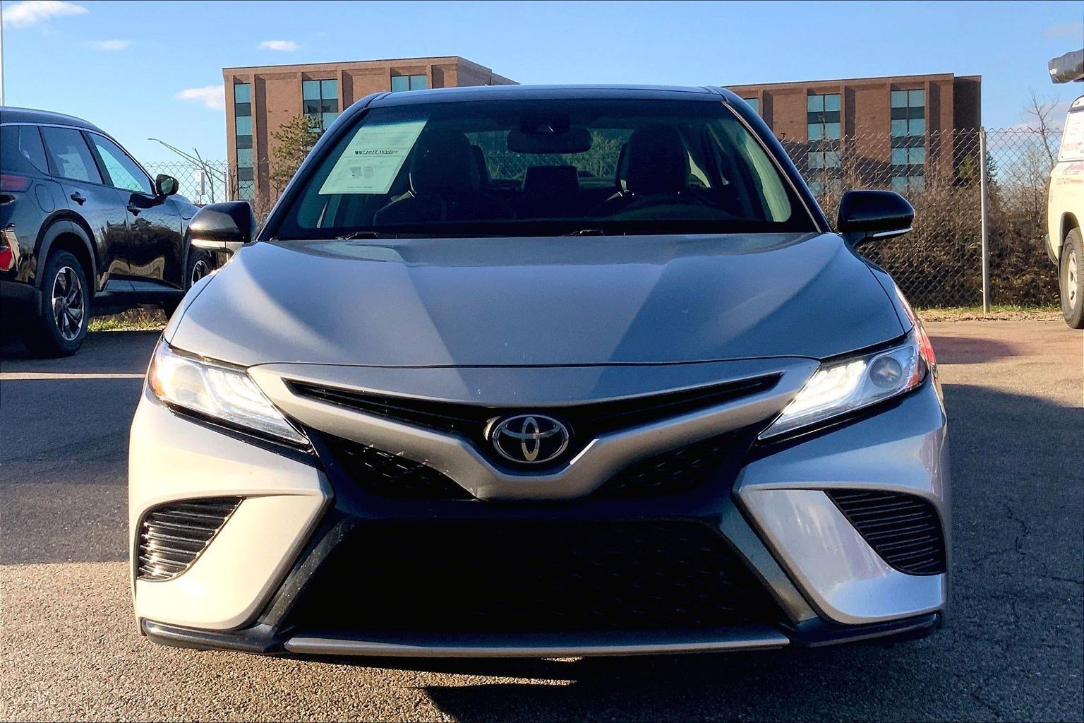 2020 Toyota Camry XSE photo 2