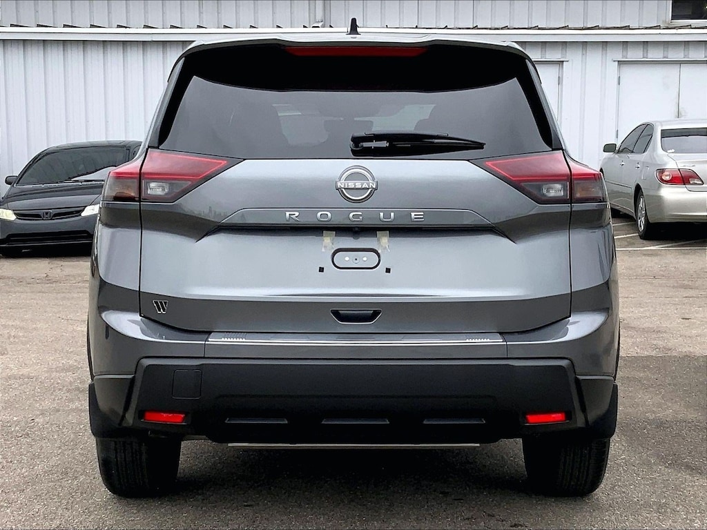 New 2026 Nissan Rogue SV Sport Utility