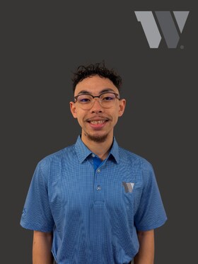 Staff member Izumi Harney from ID_291b733c5526