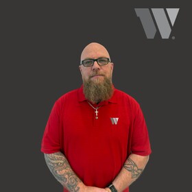 Staff member Chris Bennett from ID_b6a89ef9d1eb