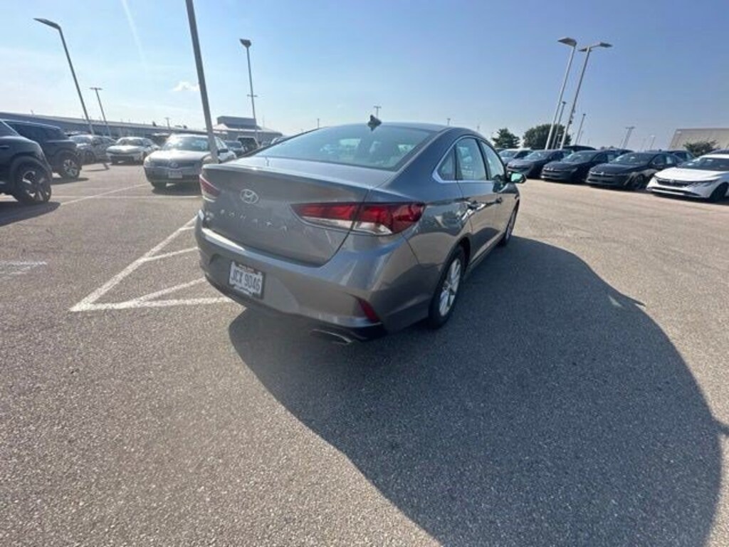 Used 2018 Hyundai Sonata SE 2.4L Sedan