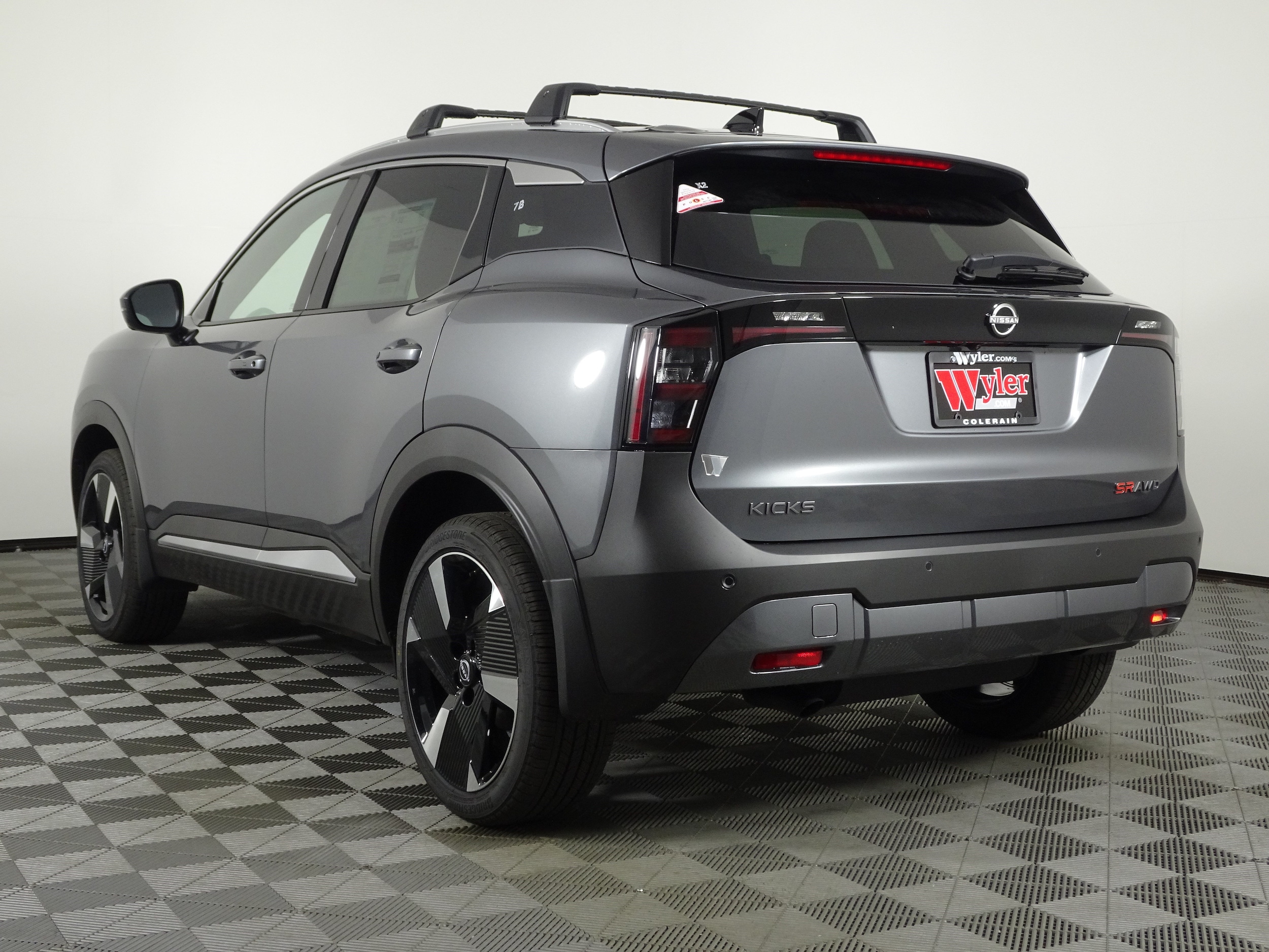 2026 Nissan KICKS SR AWD - Photo 18