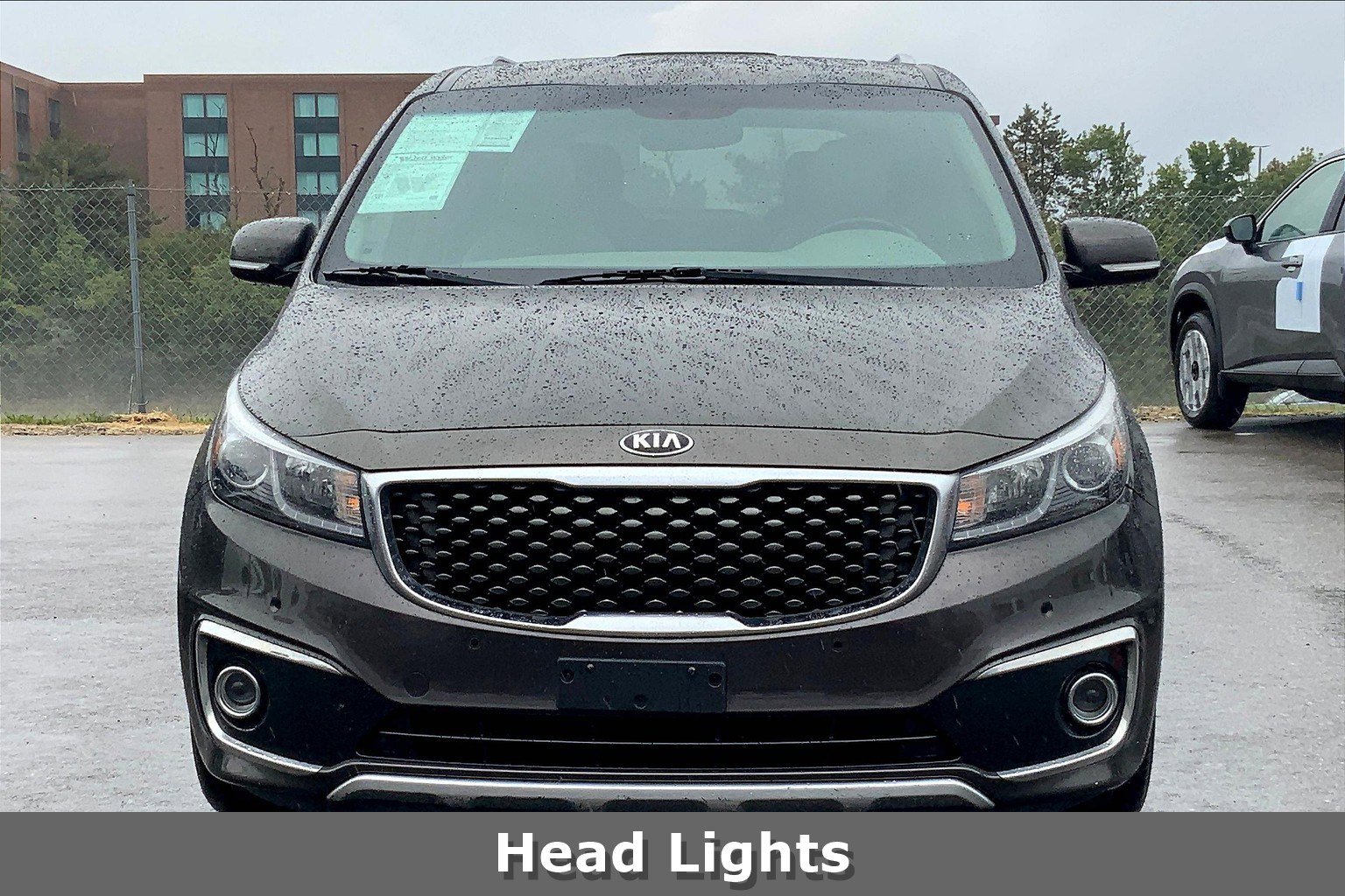 2016 Kia Sedona SXL photo 2