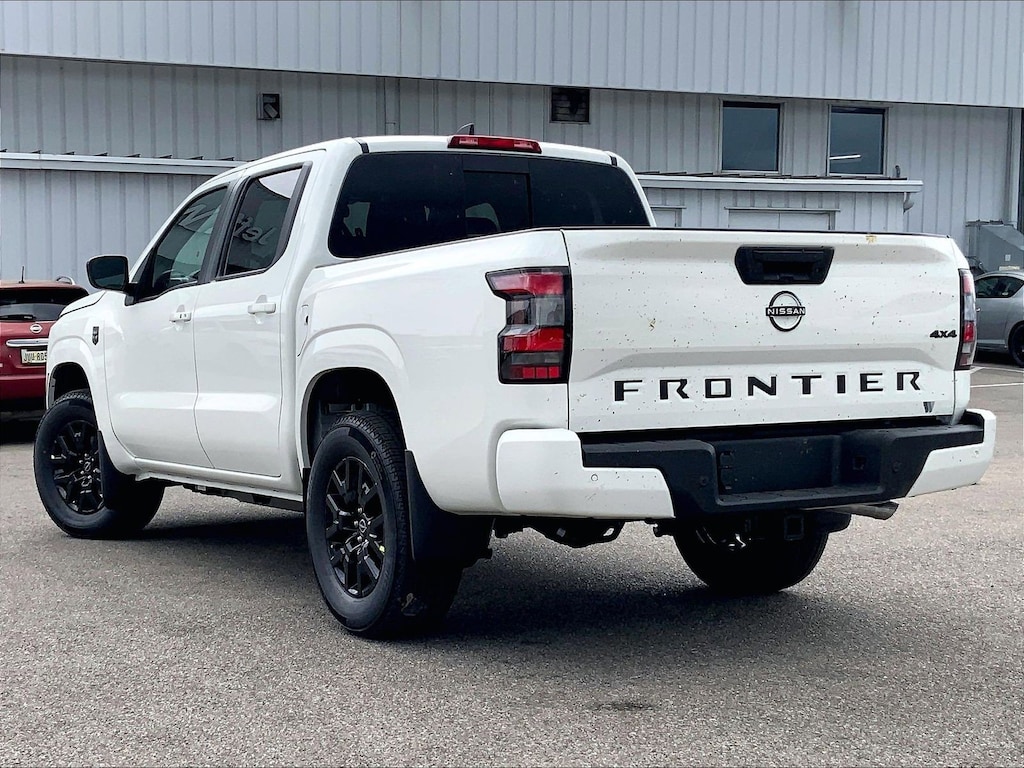 New 2026 Nissan Frontier SV Crew Cab Pickup