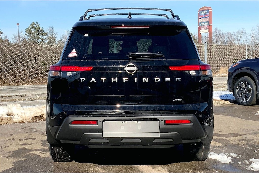 New 2025 Nissan Pathfinder SV Sport Utility