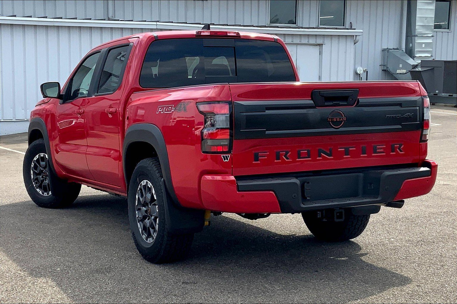 2026 Nissan Frontier PRO-4X photo 3