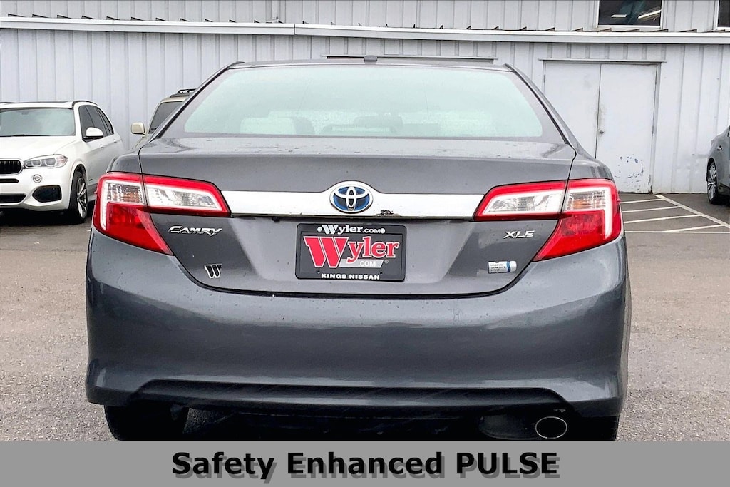 Used 2014 Toyota Camry Hybrid 4dr Sdn LE (Natl) *Ltd Avail* Sedan
