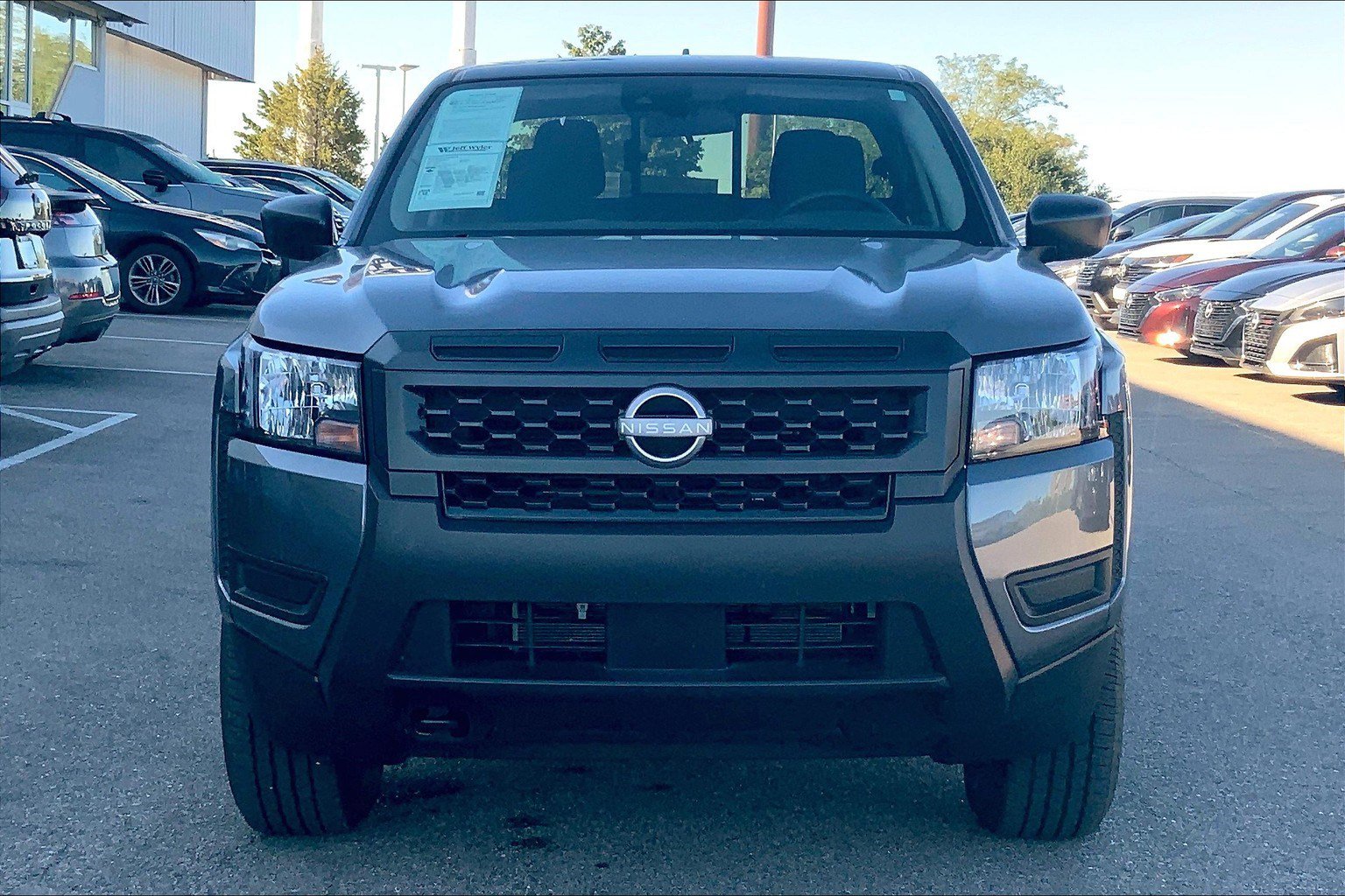 2025 Nissan Frontier S photo 2