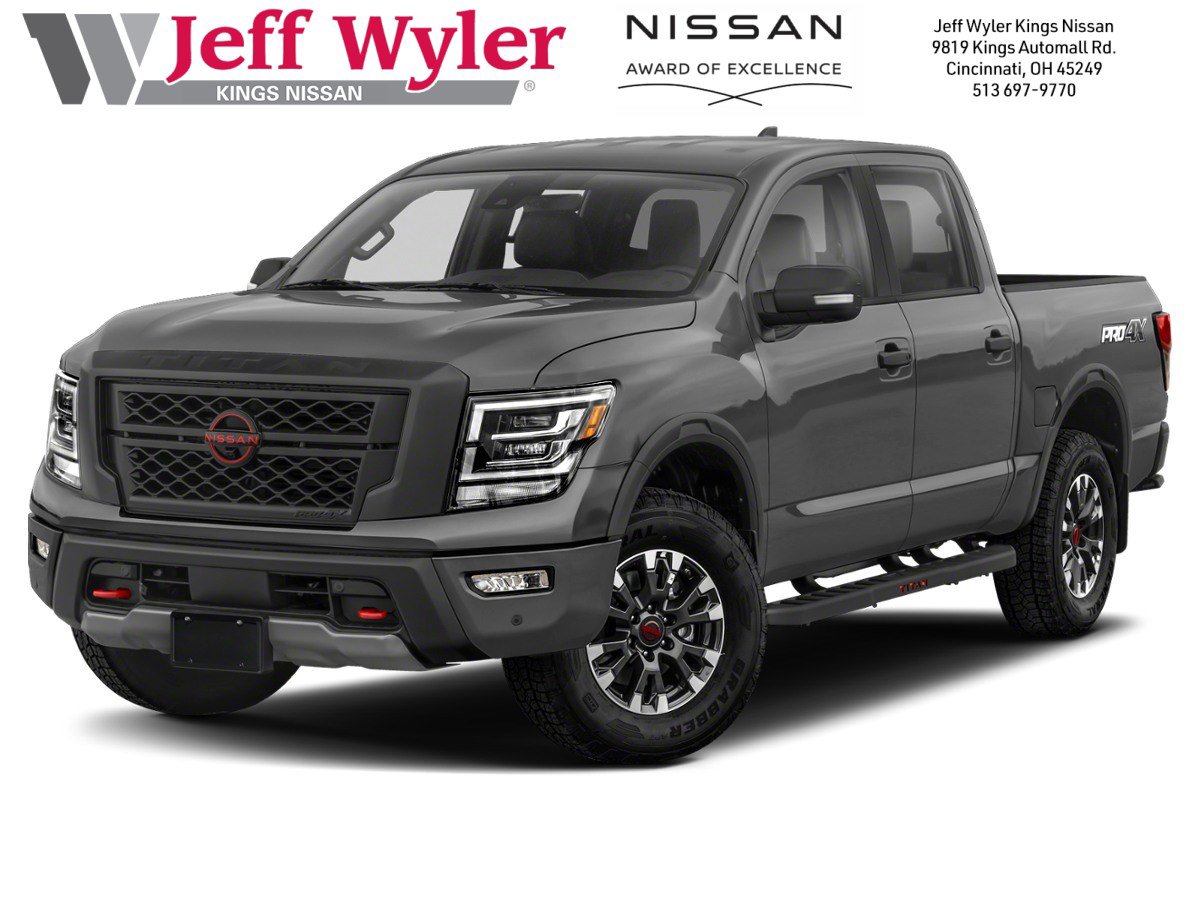 2023 Nissan Titan PRO-4X 4X4 Crew Cab's photo
