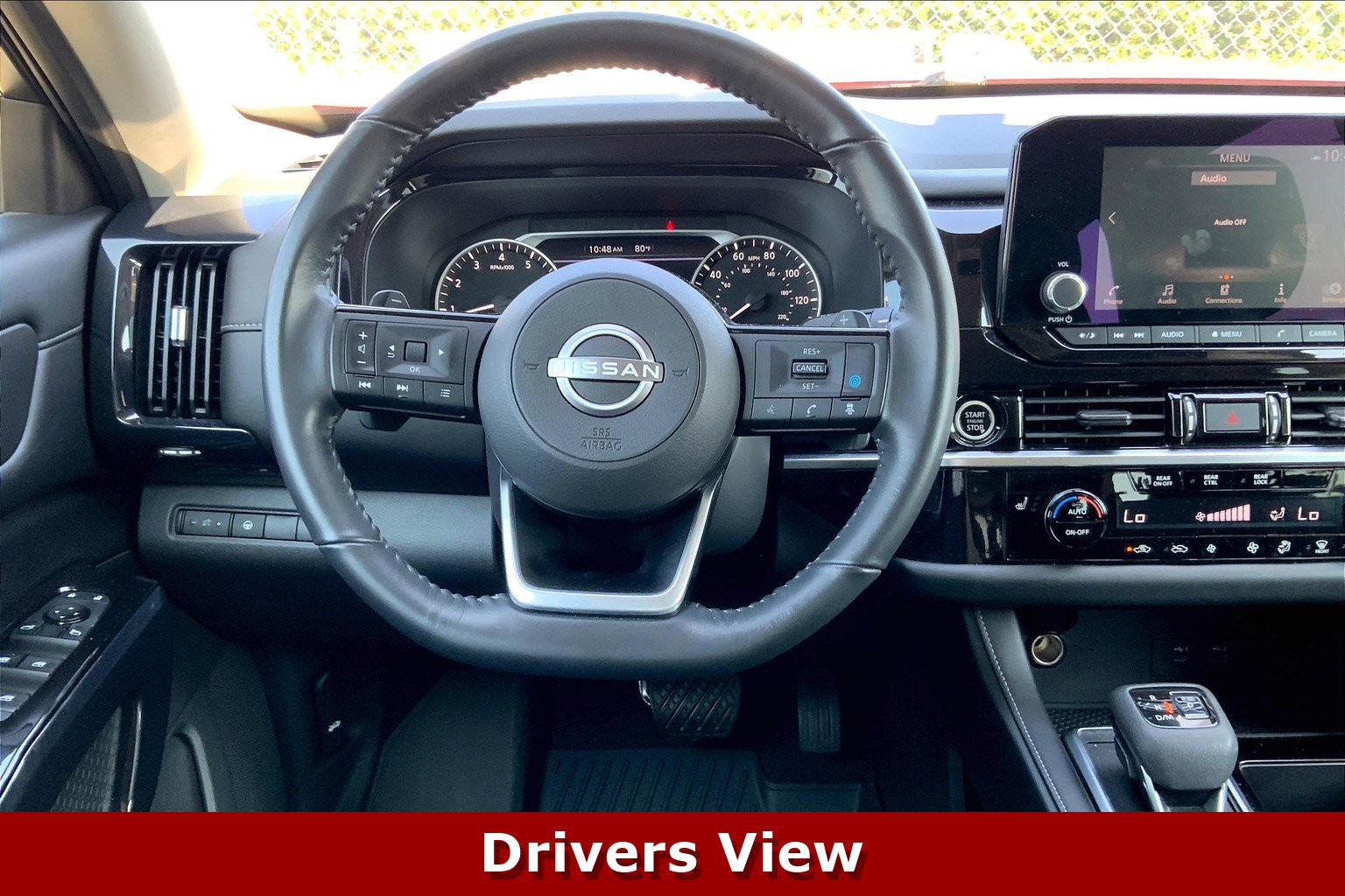 2022 Nissan Pathfinder SV photo 4